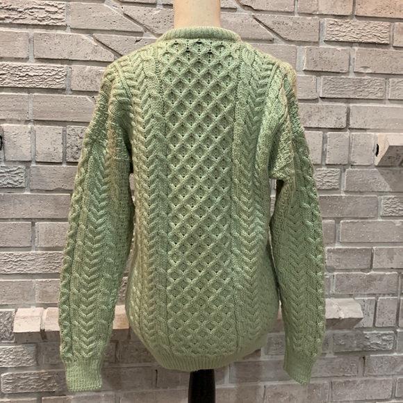 💕Carraig Donn Irish 100% Merino Wool Irish Sweater NWOT - Picture 6 of 7